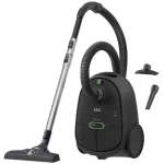 جاروبرقی 700 وات آ ا گ مدل VX8-2-OKO